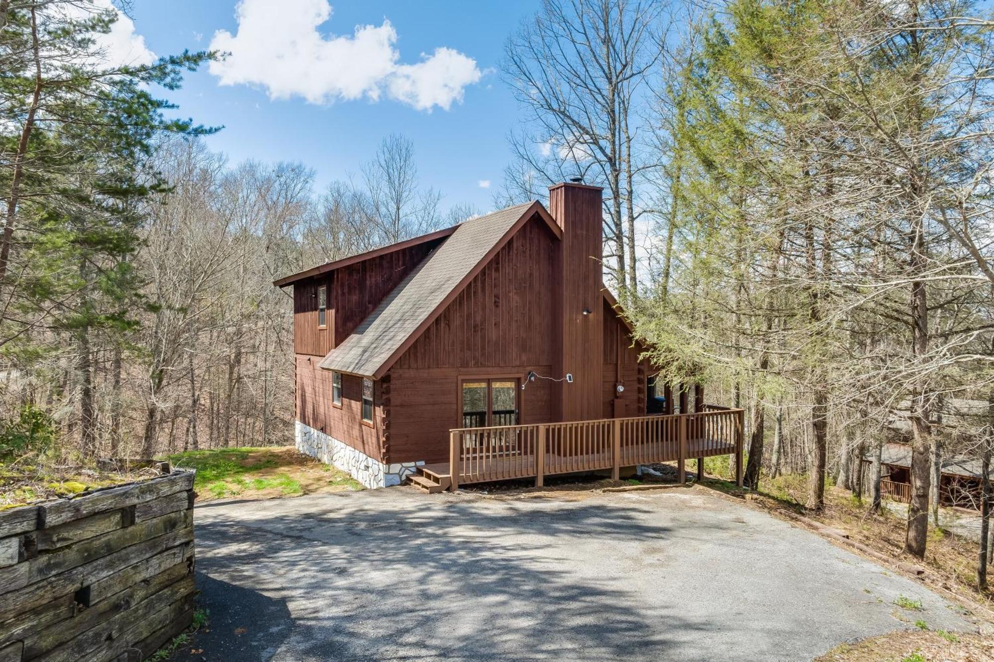 Dudley III By Avantstay Cosy Mountain Home W Hot Tub Great Views Піджен-Фордж Екстер'єр фото